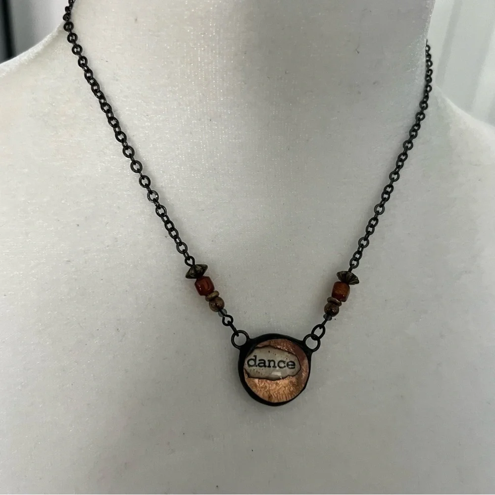 🍭6/$30 Dance dome pendant necklace